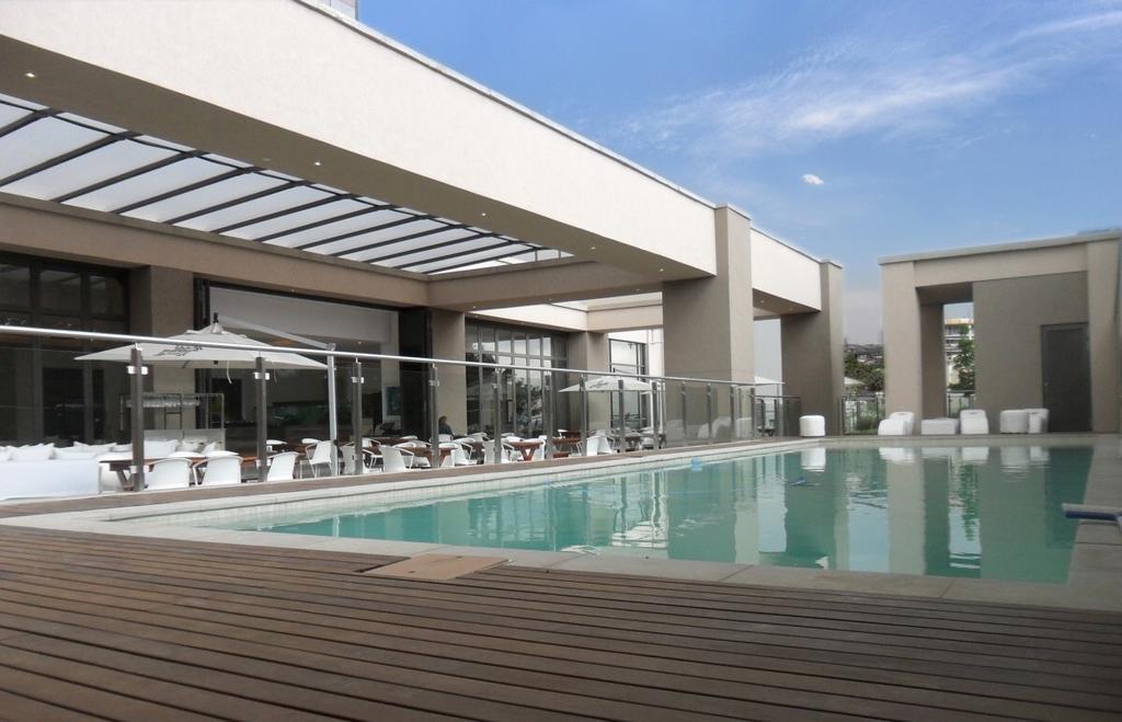 Luxury @ Sandton Skye Johannesburgo Exterior foto